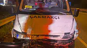 Çekici kamyonet, ticari araca çarptı : 2 ölü