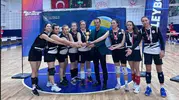 Manisa GSB Kadın Voleybol Takımı Türkiye ikincisi oldu