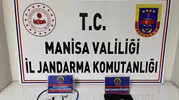 Manisa'da şüphelilerin üzerinden uyuşturucu madde çıktı