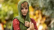Hande Erçel Osmanlı sultanı imajıyla görenleri büyüledi