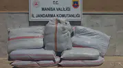 Manisa'da jandarma kilolarca kaçak tütün ele geçirdi
