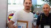 Mert Hakan'dan tüzüğe aykırı hareket