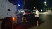 Manisa'da yük almak için bekleyen tırcılar mağdur  edildi