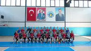 Mimar Ferdi Zeyrek Spor Kompleksi’nde ilk maç