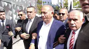 Gürsel Tekin'in kayyumluğu düştü mü?