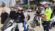 Manisa'da motosiklet sürücülerine ceza yağdı