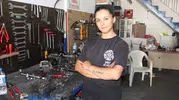 Yardım için başladığı işte usta oldu