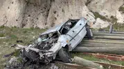 Otomobil uçuruma uçtu: 1 ölü