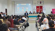 Bu panel öğrencileri geleceğe hazırladı