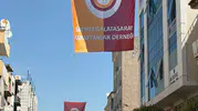 Salihli’de caddelere şampiyon Galatasaray bayrakları asıldı