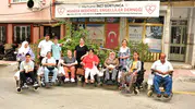 Manisa Bedensel Engelliler Derneği bağışlanan etleri üyelere dağıttı