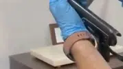 Başkan yardımcısının odasından ruhsatsız silah çıktı