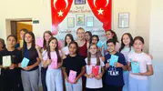 Koldere’de köy çocuklarından piyano resitali