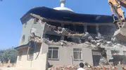 Manisa’da 28 yıllık cami yıkılıyor