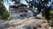 142 yıllık Manisa Lisesi pansiyonunun yıkımına başlandı