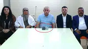 Masanın üstündeki kutular ne çıktı?