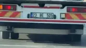 Çekicinin üstünde taşıdıkları görenleri şaşkına çevirdi