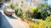 Bahçede indir topluyordu: 10 çocuklu kadın canından oldu