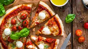 Pizza da makarna da sofrada: İtalyanları formda tutan 6 alışkanlık