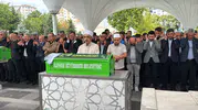 Başına kaya parçası düşmesi sonucu hayatını kaybeden bebek toprağa verildi