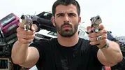Ünlü oyuncu ekranlara geri dönüyor