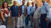 AK Parti'li Arınç, Manisa'da esnaf ve vatandaşlarla buluştu