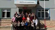 MANİSA'DA ÜNİVERSİTELİ GENÇLER MİNİK KALPLERE DOKUNDU