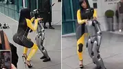 Cardi B'nin robot dansı görenleri şoka soktu