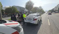 Tır ile otomobil çarpıştı