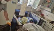 Sağlık tehdidi "çöp ev" temizlendi