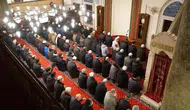 Dindar Ailesinden geleneksel aile mevlidi
