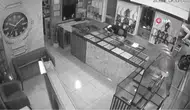 1 saatte kilolarca altını götürüp gittiler