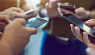 Bakan Uraloğlu rakam verdi! 63 milyon kişi telefonunu değiştirmek zorunda kalacak