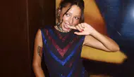 Zeynep Bastık'tan nefes kesen oryantal şov