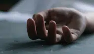 220 kiloluk kadın eşinin üstüne düştü eşinin sonu oldu