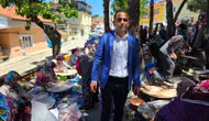 Demirci’nin sevilen muhtarı gönülleri fethetti