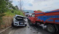 Kamyonet ile cip çarpıştı: 4'ü çocuk 5 yaralı