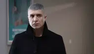 Özcan Deniz'den sahnede üstü kapalı mesaj