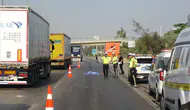 Otoyolda tırın çarptığı şahıs öldü
