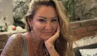 Pınar Altuğ’dan ağızları açık bırakan poz!