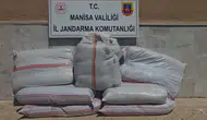 Manisa'da jandarma kilolarca kaçak tütün ele geçirdi