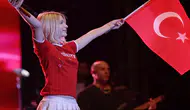 Alaşehir’de Aleyna Tilki rüzgârı esecek