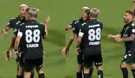 Sahada Şok Anları! Caner Erkin Takım Arkadaşına Tokat Attı