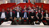 Büyükşehir Belediyesinden muhtarlara eğitim