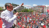 CHP’de iki ayrı bayramlaşma: Özgür Özel’den Güvenpark çağrısı