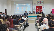 Bu panel öğrencileri geleceğe hazırladı