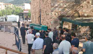 Organlarını bağışlayan emekli öğretmen son yolculuğuna uğurlandı