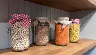 Kuru Bakliyatlar Böceklenmesin Diye Ne Yapılır? Nohut, Fasulye, Mercimek ve Pirinç İçin Saklama Önerileri
