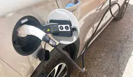 Pes dedirten olay: Kaçak elektrikle araç şarj istasyonu