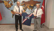 Yurtseven Futbol Kulübü Kaymakam Cantürk’ü ziyaret etti